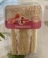 Tramezzini farciti con prosciutto cotto