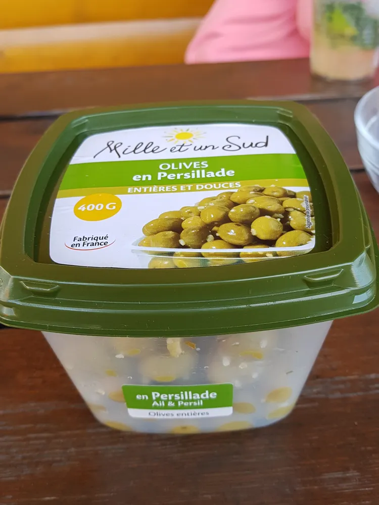 Olives en Persillade entières et douces ail et persil