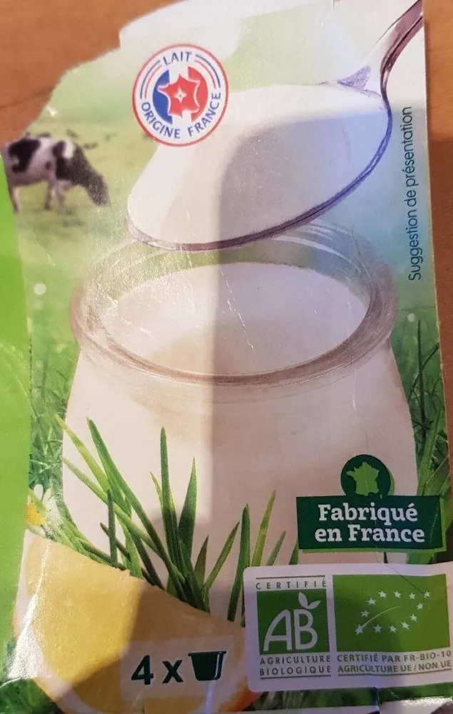 Yaourt au lait entier sucré aromatisé au citron