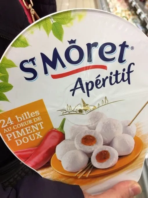 St Moret Aperitif