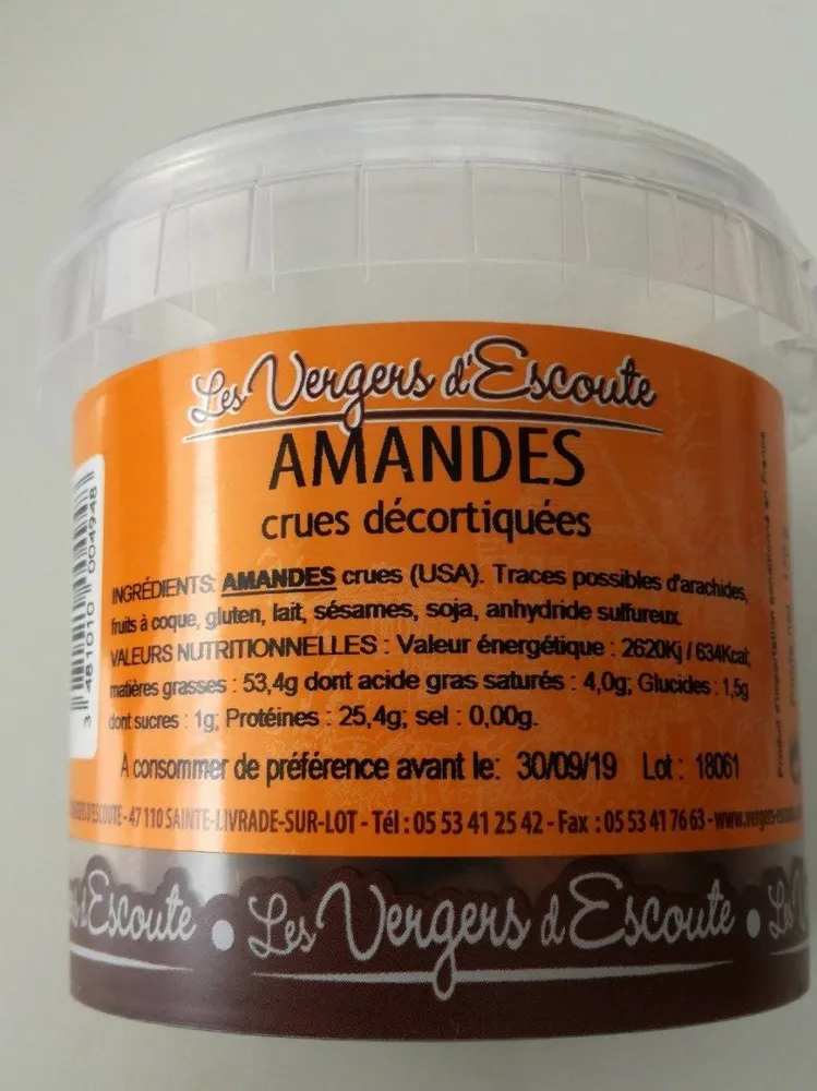 Amandes crues décortiquées