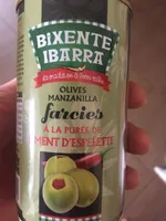 Olives manzanilla farcies la la puree de piment d espelette