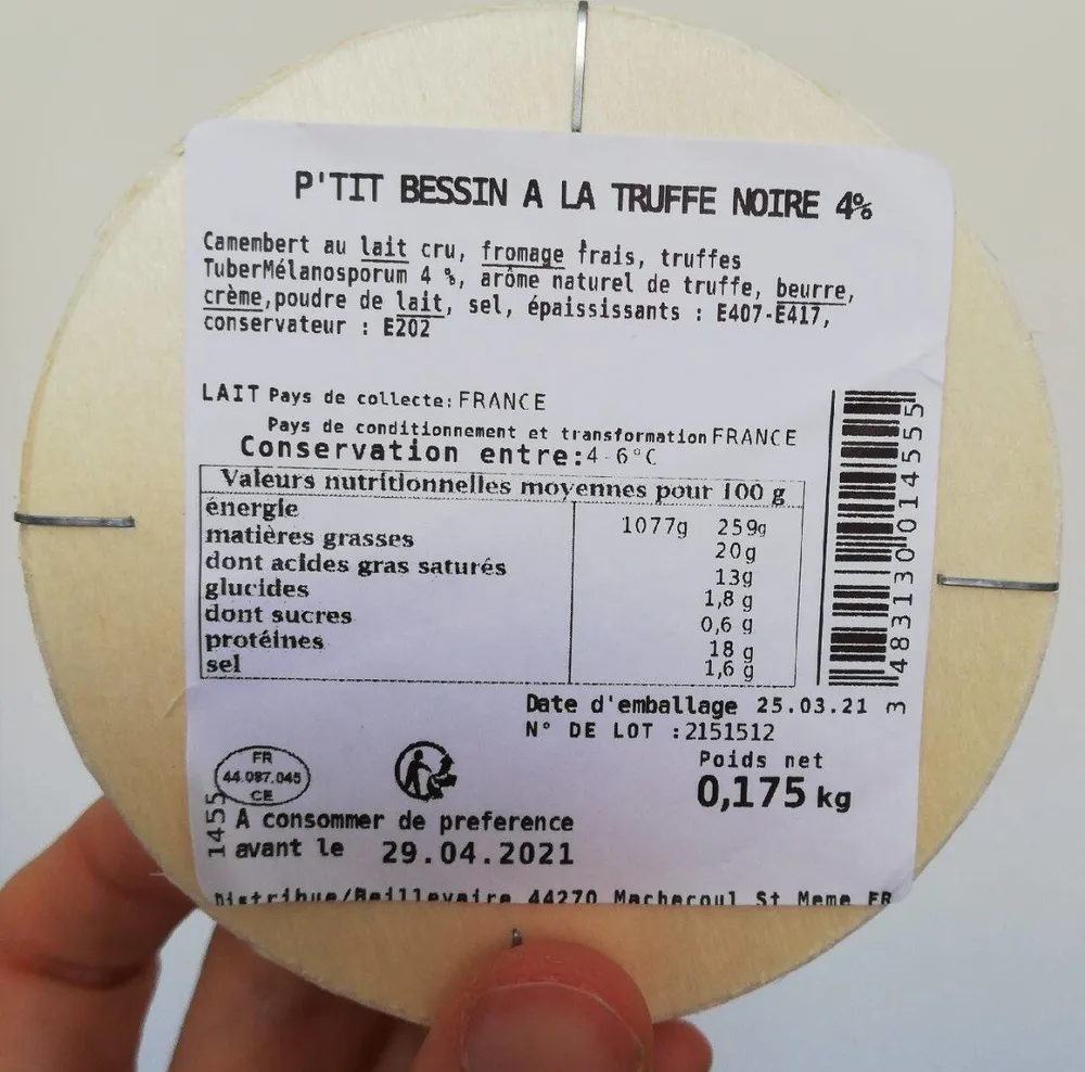 Petit bessin à la truffe noire
