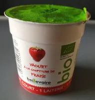 Yaourt à la confiture de fraise