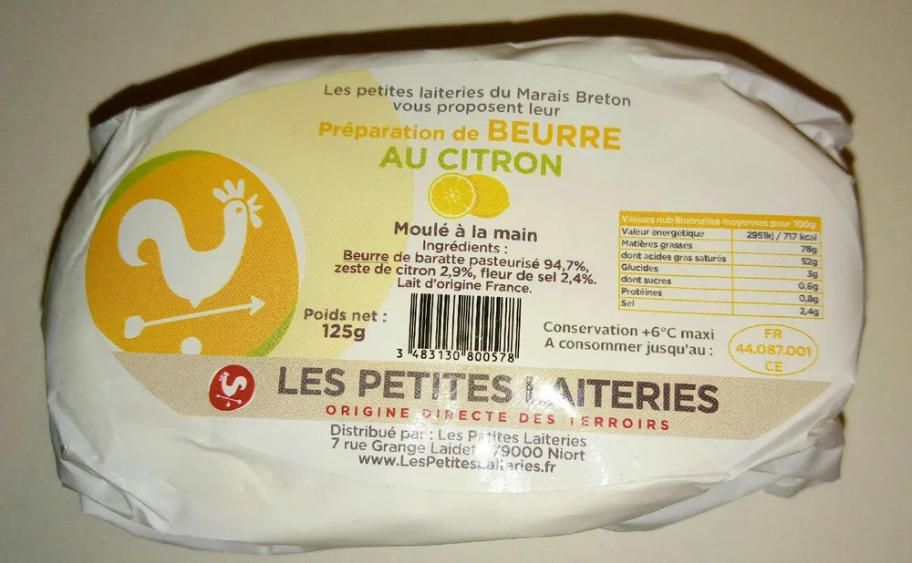 Préparation de Beurre au Citron moulé à la main