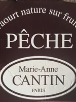 Yaourt nature sur fruit Pêche