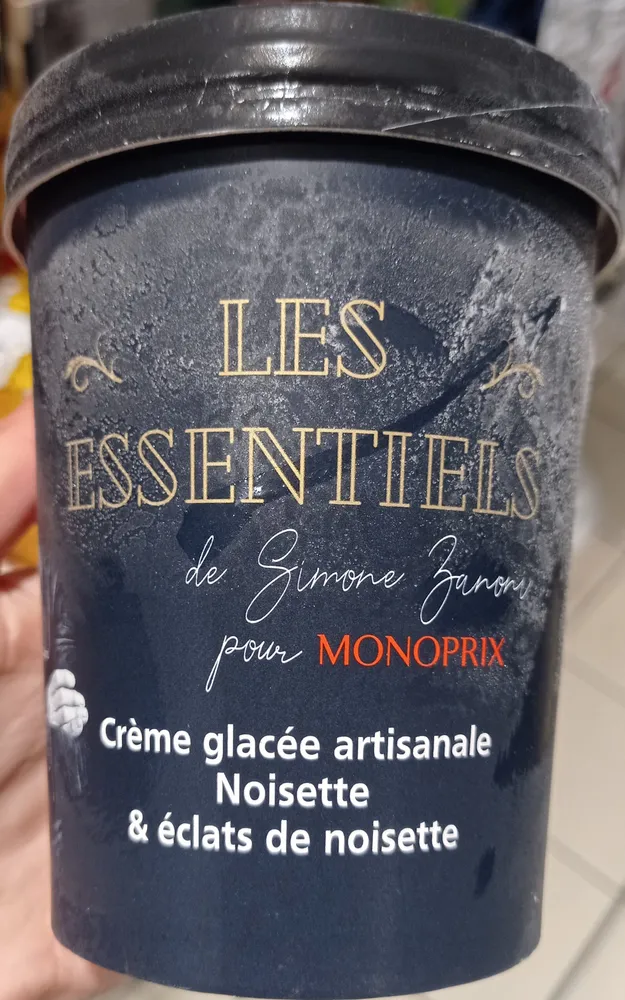 Creme glacée artisanale Noisette et éclats de noisette