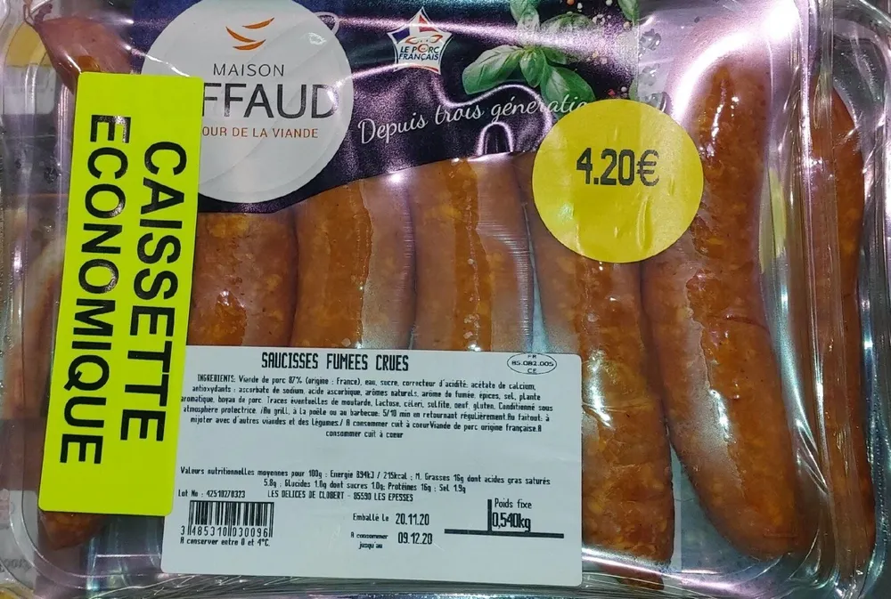 Saucisses fumées crues