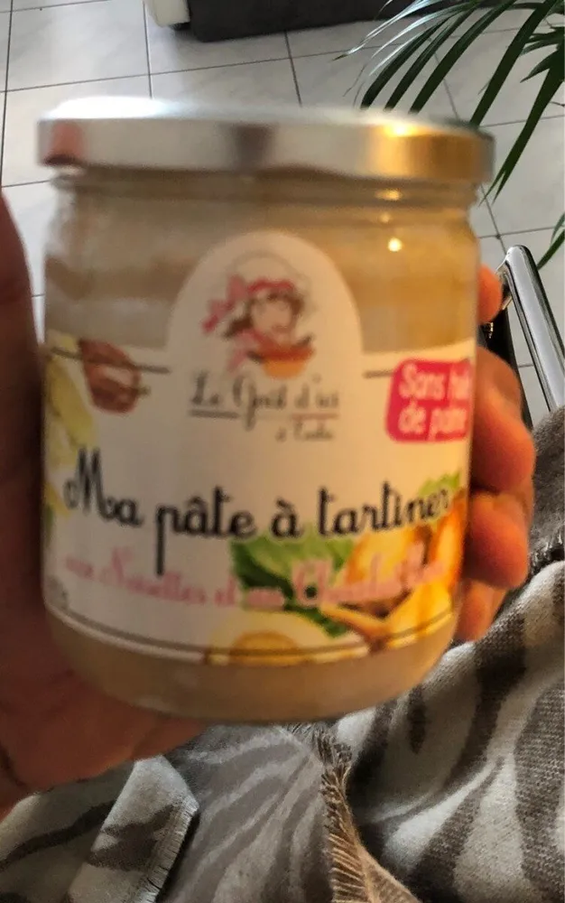 Ma pate a tartiner au noisettes chocolat blanc