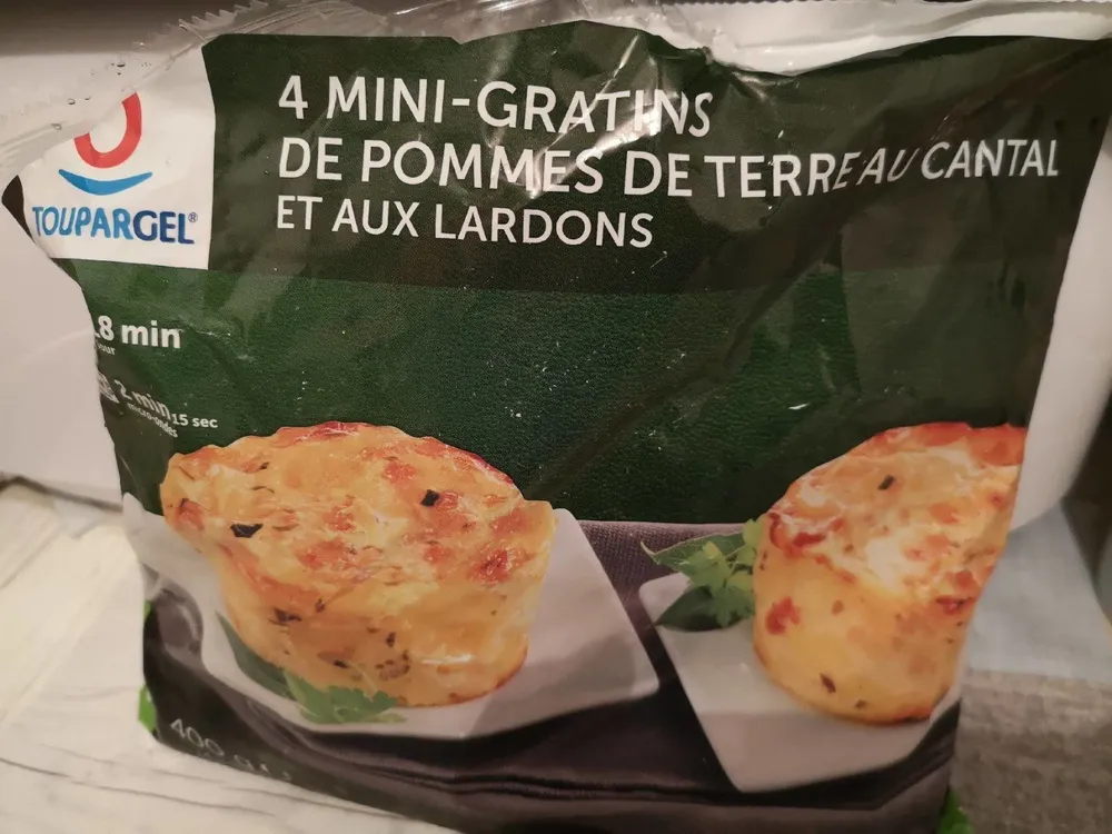 Gratins de pomme de terre au cantal et aux lardons