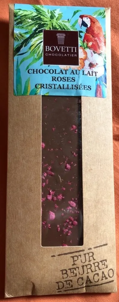 Chocolat au lait roses cristallisées