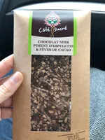 Chocolat noir piment desoeletre et feves de cacao