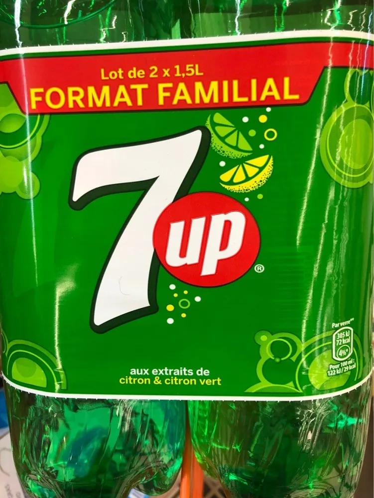 7UP aux Extraits de citron & citron vert format familial lot de 2 x 1,5 L