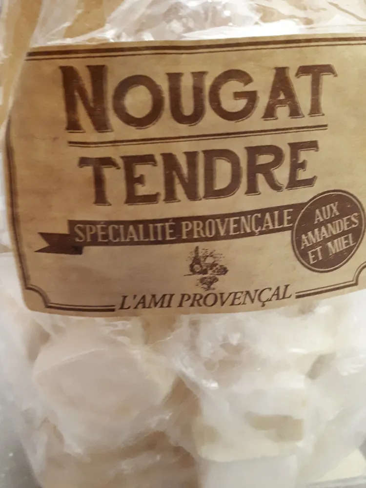 Nougat tendre aux amandes et au miel