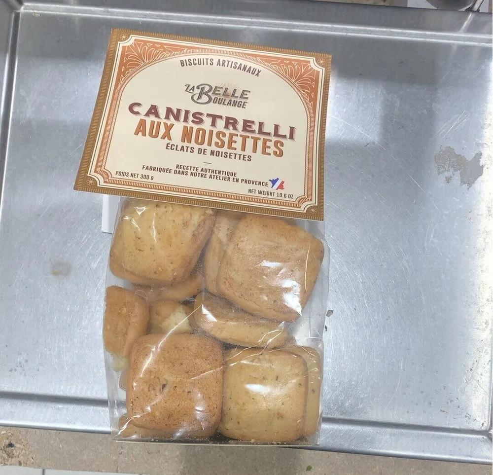 Canistrzlli je aux noisettes