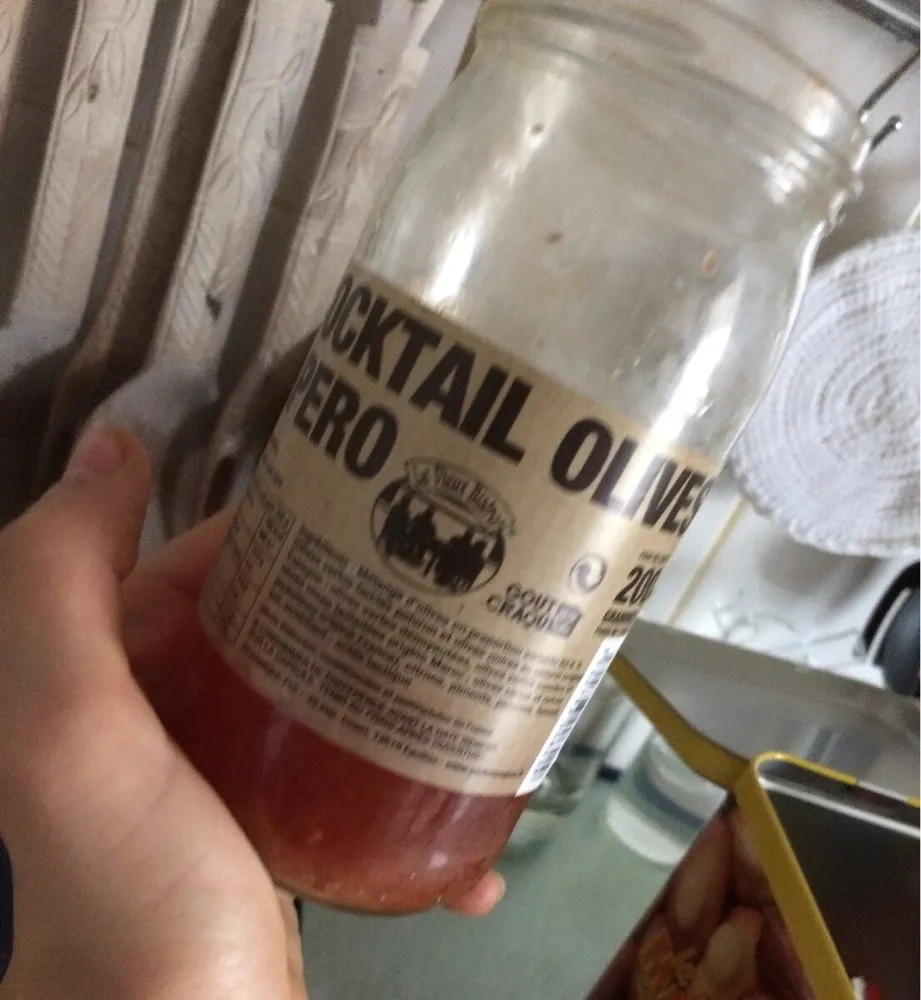 Cocktail olives apero