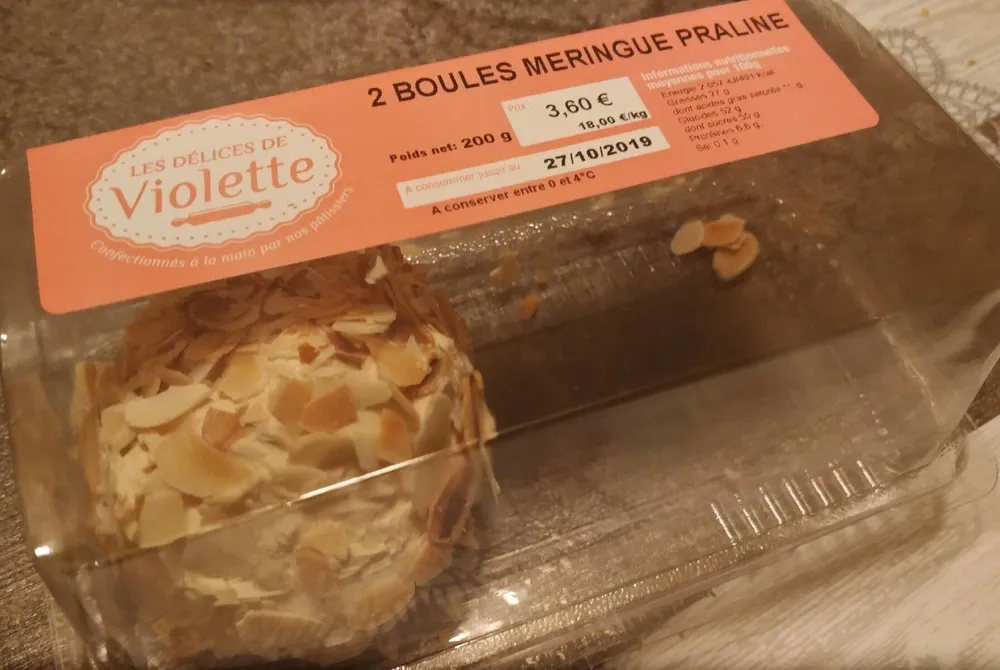 2 boules meringue praliné