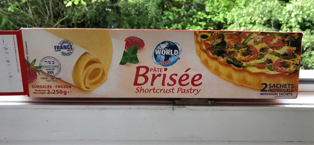 Pate brisee