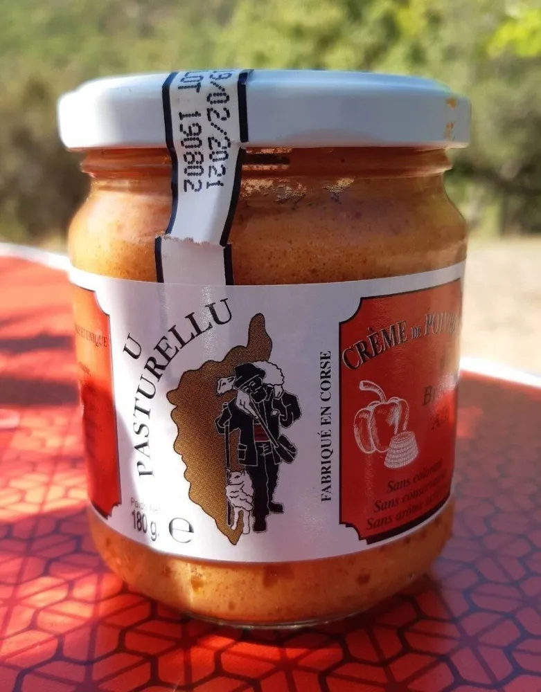 Crème de poivron au brocciu