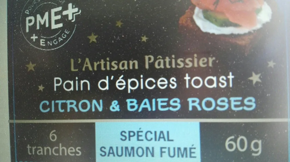 Pain d'épices toast au citron et baies roses