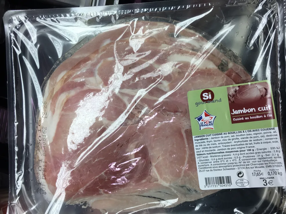 Jambon cuit cuisiné au bouillon à l'os