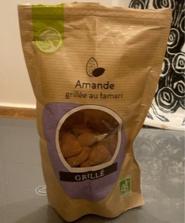 Amande grillée au tamari