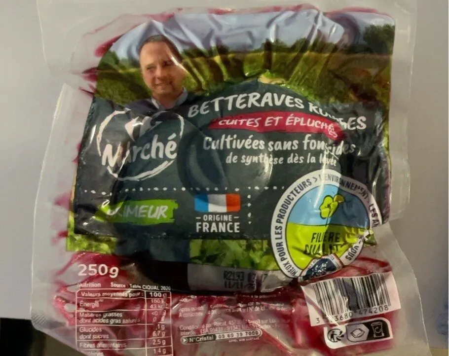 Betteraves rouges cuites et épluchées