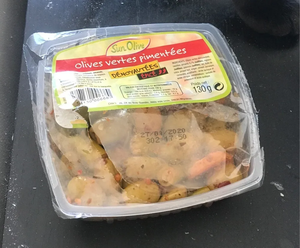 Olives vertes pimentees