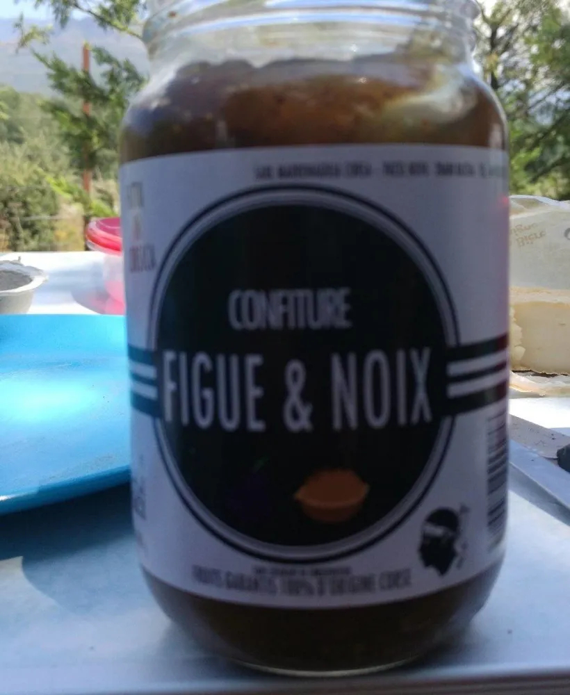 Confiture figues et noix