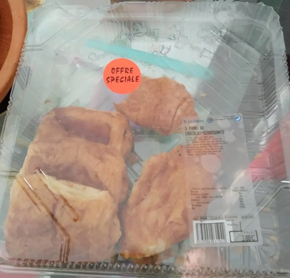 5 pains au chocolat + 5 croissants
