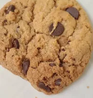 Cookie au chocolat noir décongelé