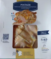 Pintade farcie aux châtaignes et baies de goji cuite et rôtie