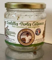 Lentilles vertes cuisinées aux carottes et aux oignons