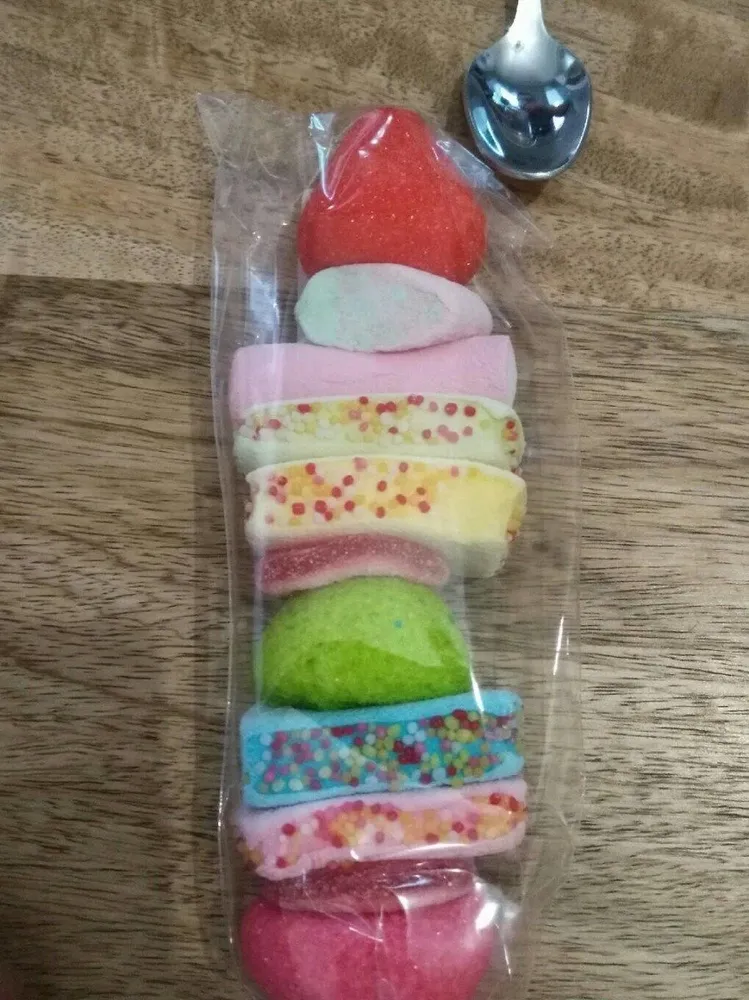 Brochette de guimauves