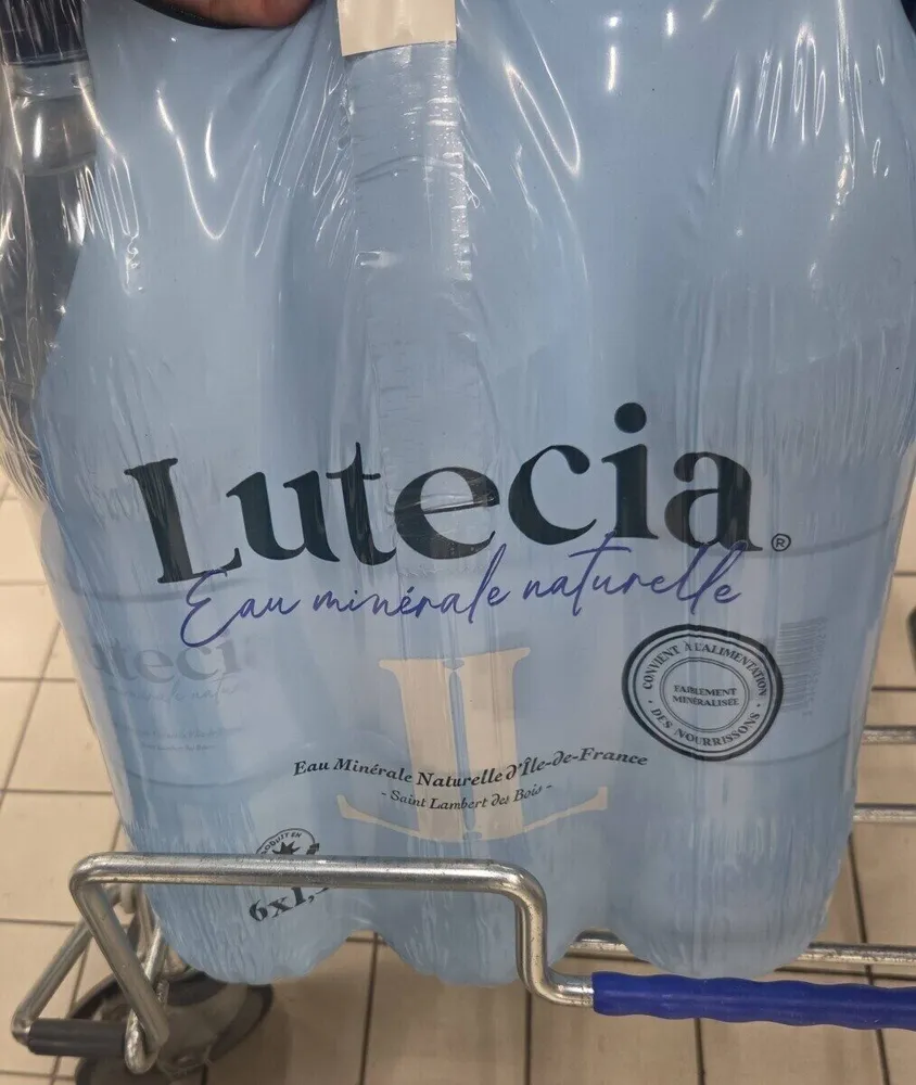 Eau minérale naturelle