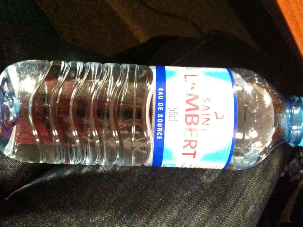 Eau de source