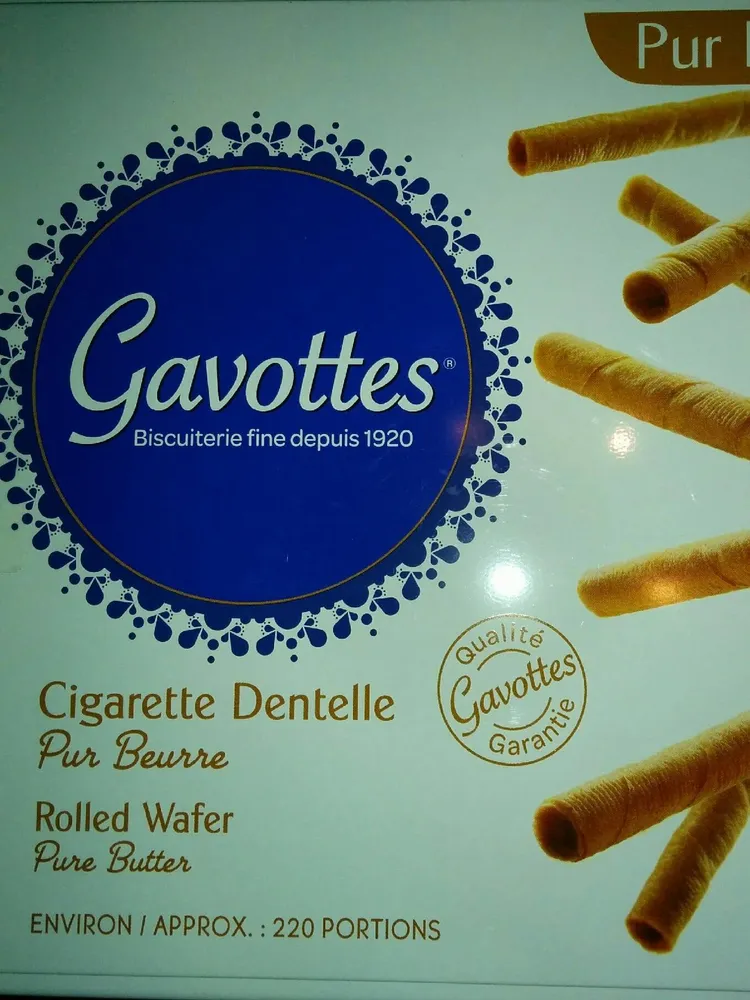 Cigarette dentelle