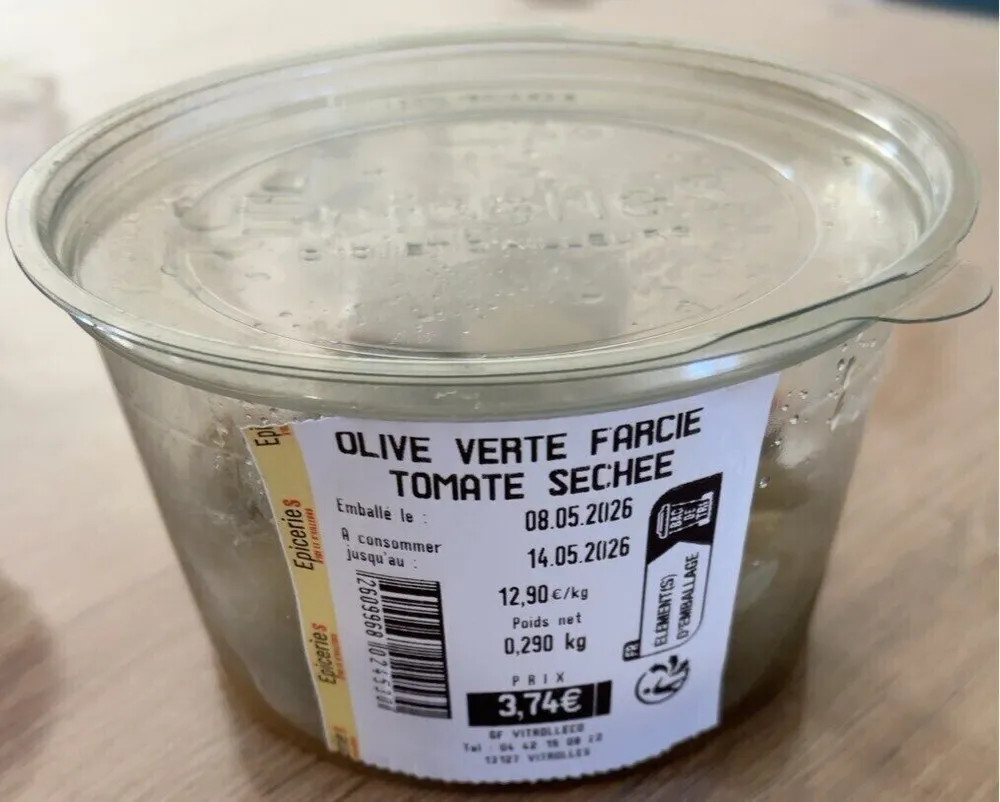 Olive verte farcie tomate sechee