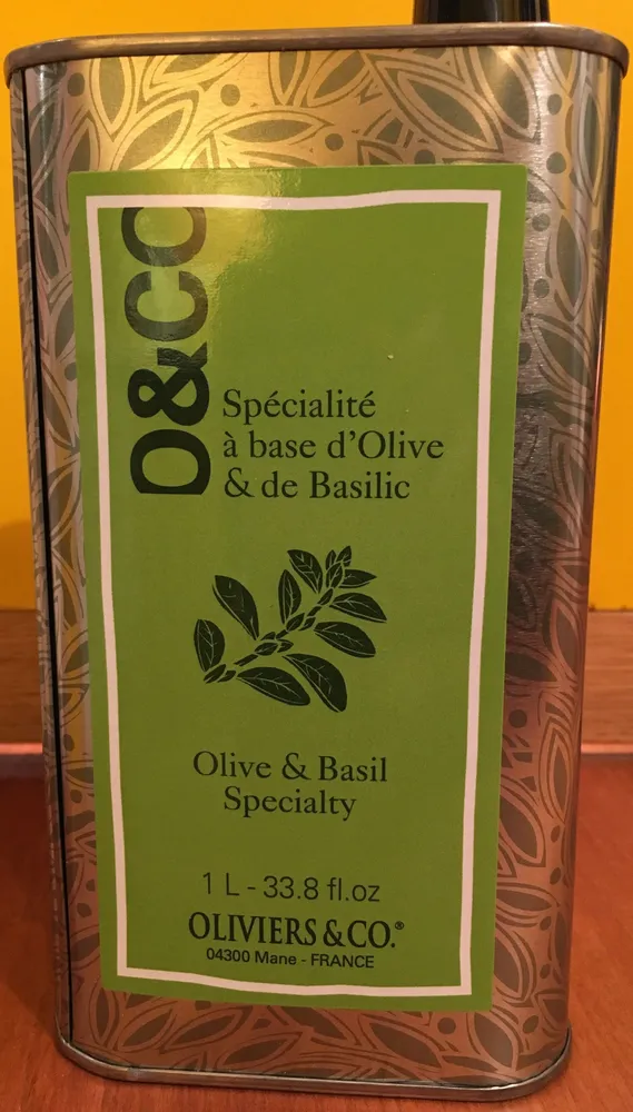 Spécialité à Base d'Olive et de Basilic