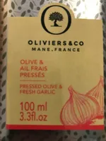 Olive et ail frais presses