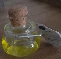 Spécialité à base d'huile d'olive aromatisé à la truffe