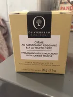 Creme au parmigiano reggiano et a la truffe d’ete