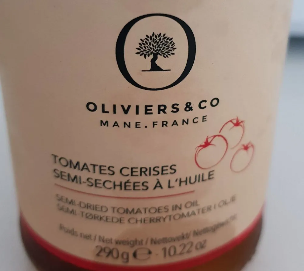 Tomates cerises semi-séchées à l'huile