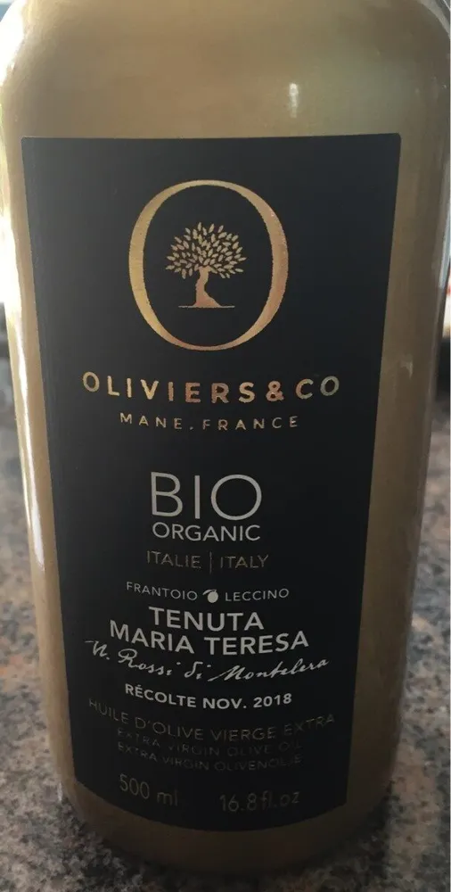 Huile d'olive tenuta maria teresa