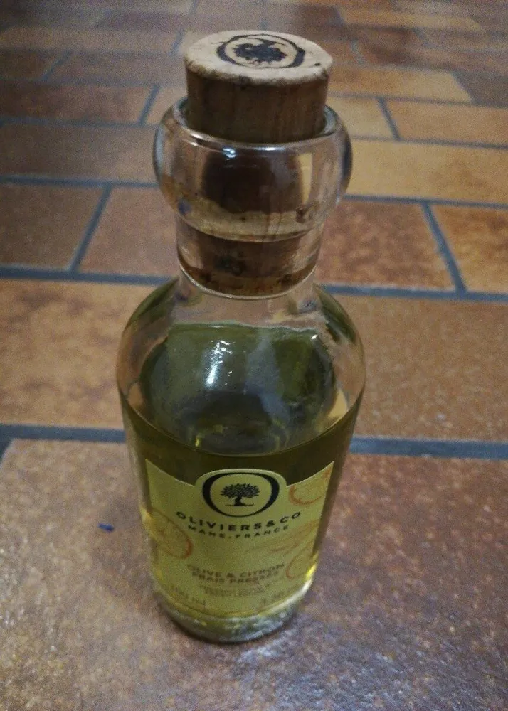 Olive et citron frais pressé