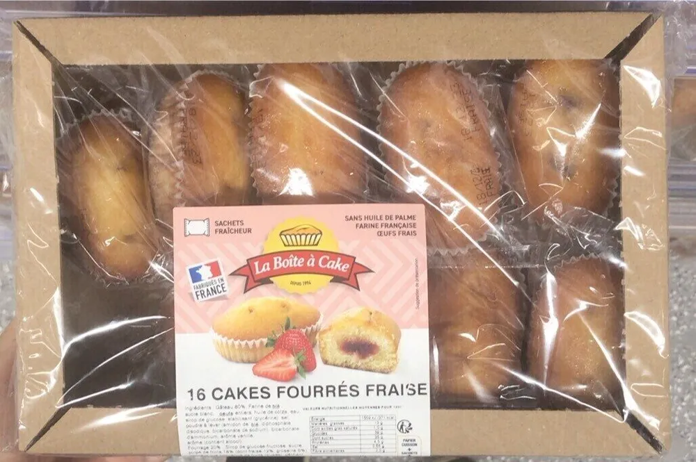16 cakes fourrés fraise