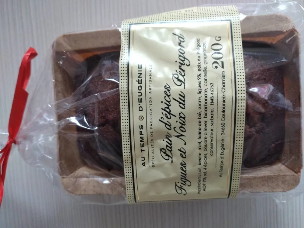 Pain d'épice figues et noix