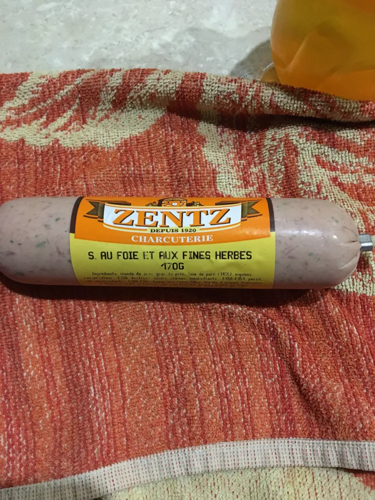 Saucisse au foie et aux fines herbes