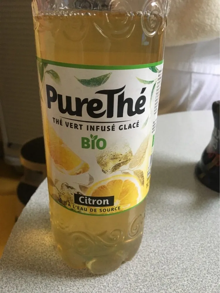 Thé vert infusé glacé