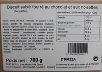 Biscuit salé fourré au chocolat et aux noisettes